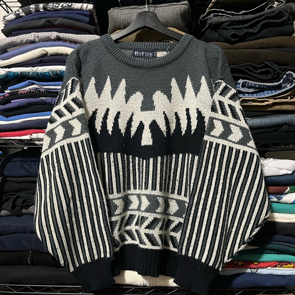 Men's Black and Gray Eagle Sweater
